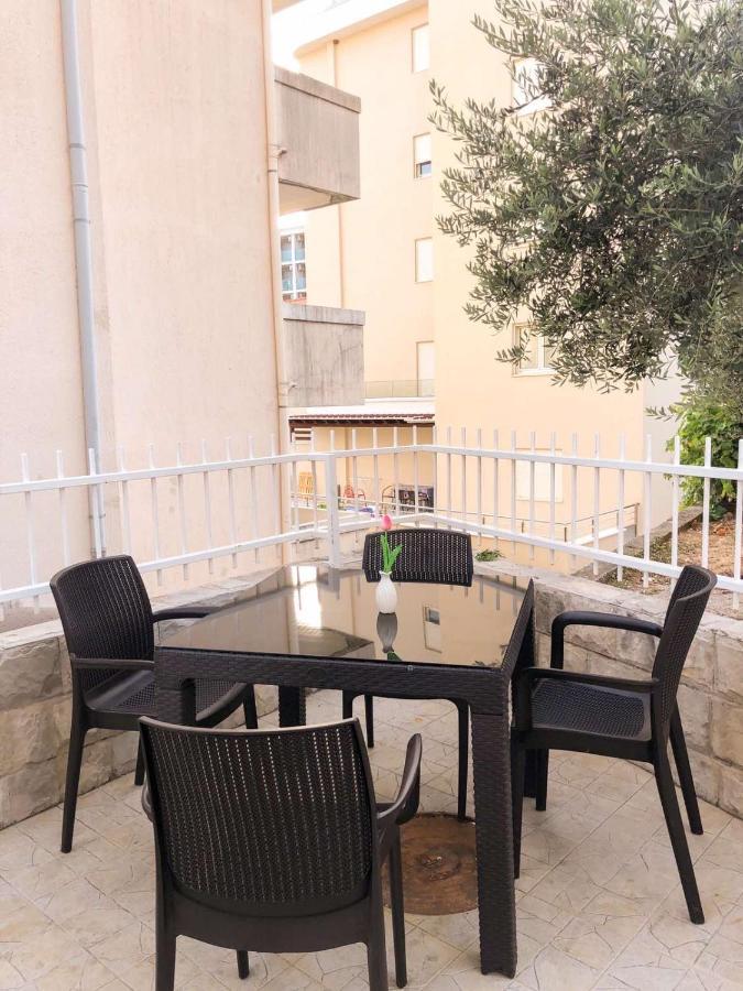 Ruza Apartman Budva Bagian luar foto